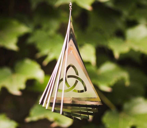 Wind Spinner. Triskel Triangle 12cm 0