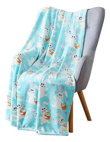 Serafina Home Bunny Velvet Fleece Blanket: Conejitos Coloridos 0