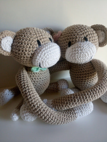 Amigurumi Hugging Monkey 5