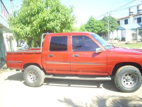 Side Graphics Toyota Hilux Dx Sr5 2001/3 Fade Decals 2