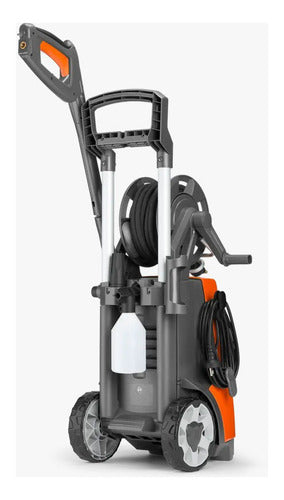 Husqvarna PW360 2.3kW 160bar 410-500 L/h Pressure Washer 1