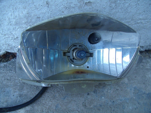 Faro Delantero De Yumbo Max 125 0