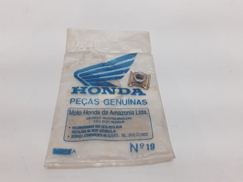 Porca Carcaça Farol Cg 83/89 Original Honda 1