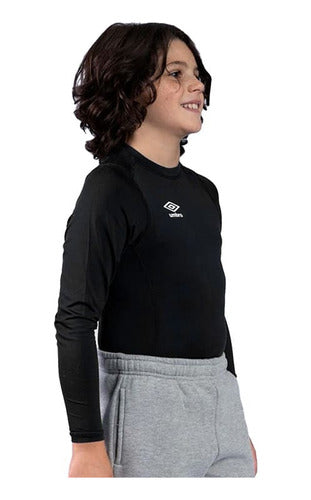 Umbro Remera Spandex Térmica De Niños - 262545U0 0