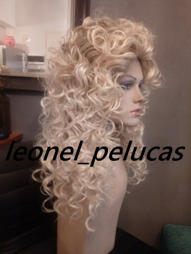 Peluca Rubia Rulos, Leonel_pelucas 3