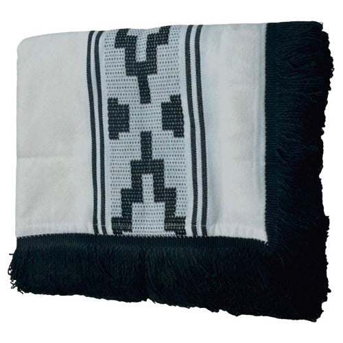 Inca Poncho Adult Guarda Pampa Unisex White with Black 1