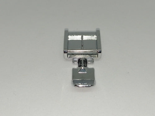 Presser Foot for Zipper Installation on Household Sewing Machine 1