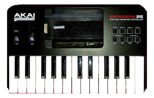 Akai Professional SynthStation 25 Portable Keyboard for iPhone and iPod Touch 0