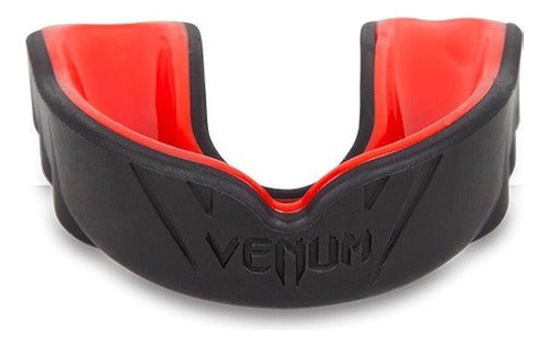 Venum Challenger Mouthguard 1