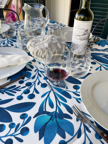 Stain-Resistant Printed Gabardine Tablecloth Repels Liquids 3m 55