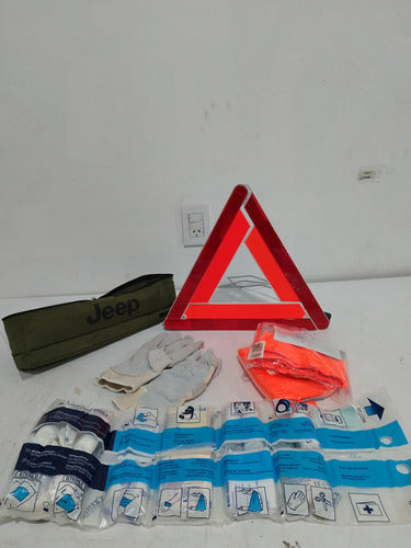 Kit De Seguridad Y Emergencia Con Baliza Triangular Jeep Org 3