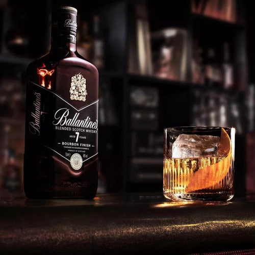 Whisky Ballantine's Blended Scotch 7 Años 700ml + Estuche X3 2