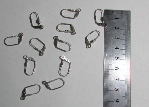 Bijou 12 Surgical Steel Closed Hooks with Flower Detail 4