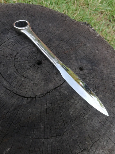 Hand-Forged Small Dagger with Leather Sheath 3