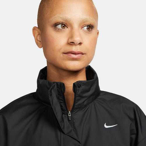 Nike Women's Fast Repel Jacket in Black 2