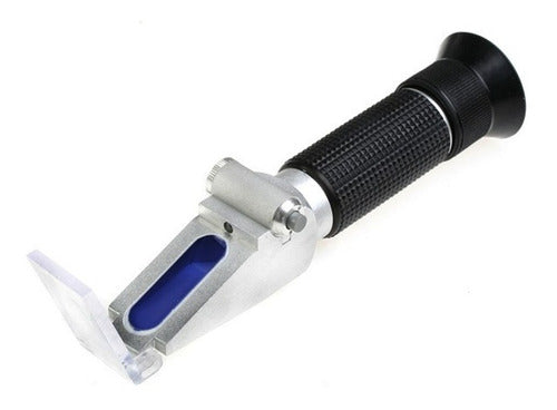 Handheld Clinical Veterinary Refractometer 3 Scales with LED Light 0