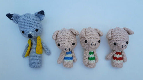 Amigurumi Finger Puppets - The Three Little Pigs 1