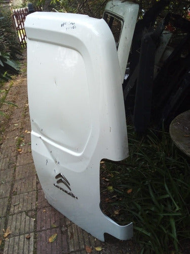 Puerta Trasera Derecha De Citroen Berlingo 3