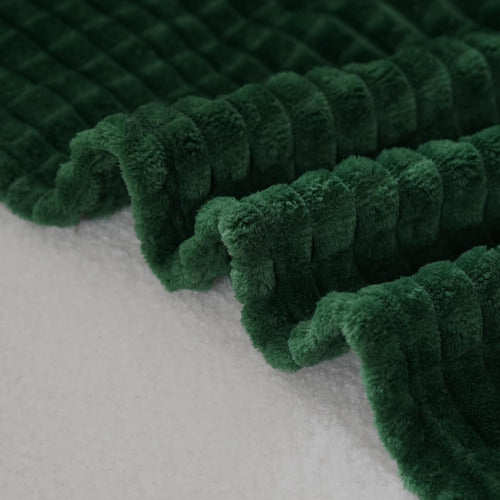 Puncuntex Soft Lightweight Polar Blanket Dark Green 152x127 Cm 4