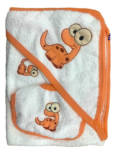 Beybe Infant Set: Hooded Towel, Bib, and Burp Cloth 5