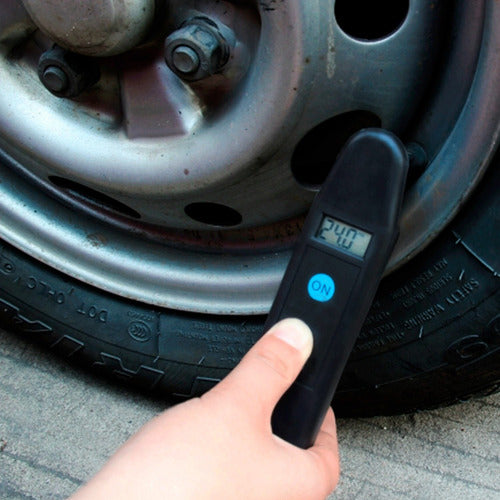 G60 Digital Tire Pressure Gauge + Shipping 3