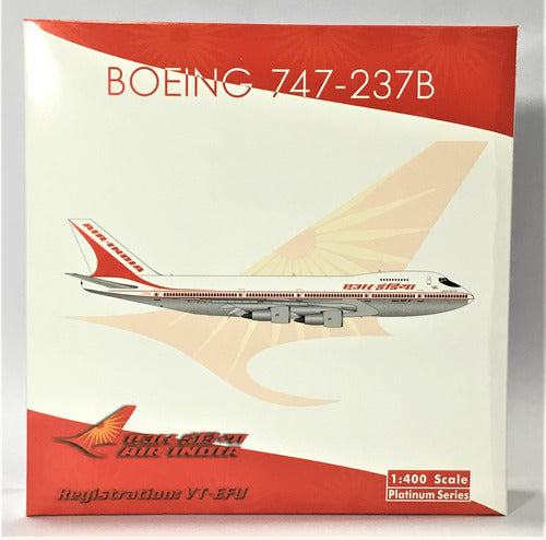 Boeing 747-200 Air India Scale Model 1:400 by Phoenix Models 9