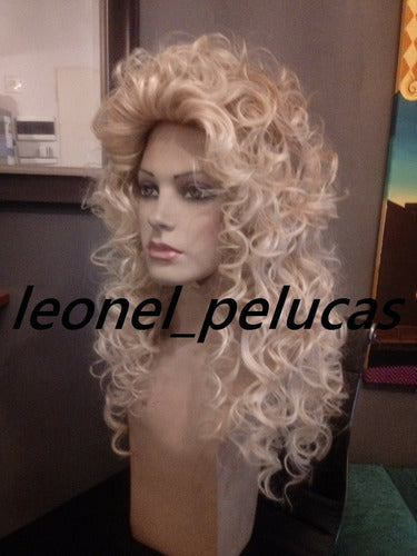 Peluca Rubia Rulos, Leonel_pelucas 1