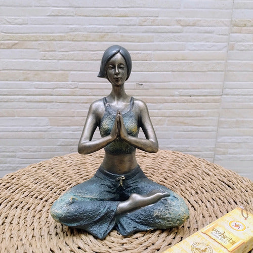 Yoga Lady Figurine 23 cm in Oriental Decorative Poses Resin 3