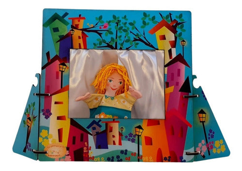 LO PEQUEÑO ES HERMOSO Puppet Theater with 4 Family Puppets 1