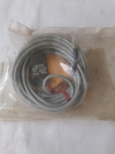 Euchner Rectangular Inductive Proximity Sensor 2