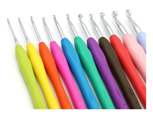 SKC Crochet Hook with Silicone Handle 4.0 mm 1