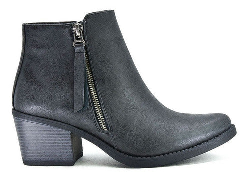 Korium Luxem Casual Low-Heel Boot with Zipper 6