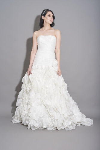 Gladys-T Strapless Organza Wedding Dress 1