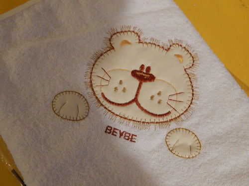 Embroidered Unisex Baby Towel Newborn White 0