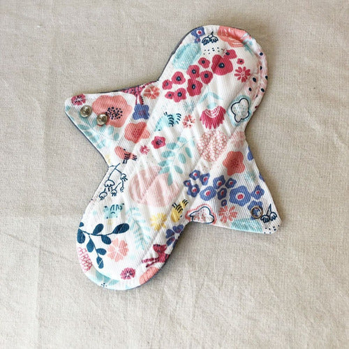 Reusable Nighttime Waterproof Cloth Pad with Wings 1
