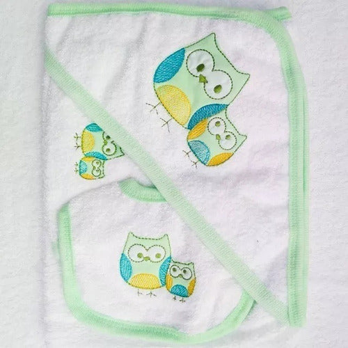 Beybe Infant Set: Hooded Towel, Bib, and Burp Cloth 7