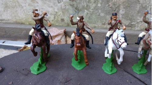 Soldier Legionaries on Horseback DSG-Britains 2