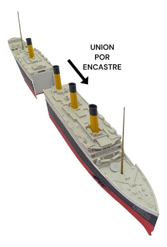 Kimac Titanic 35cm 2 Parts with Iceberg and Tugboat (Floating) 4