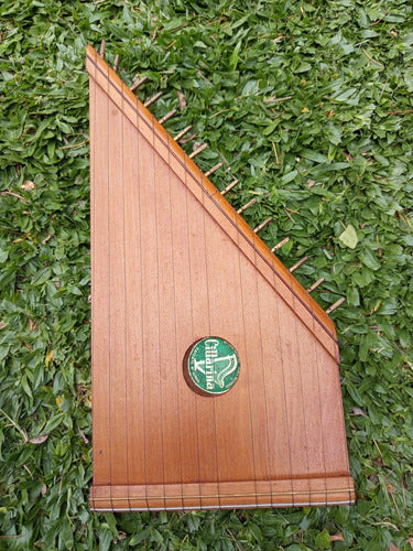 Citara Antigüa De Madera. Cittarina. Instrumento Musical. 0