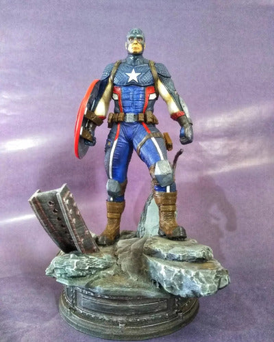 Collectible Captain America Figure, 1/10 Scale 2