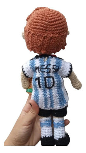 EDELWEISS ARTESANAL Amigurumi Messi - For Ages 7 to 14 2