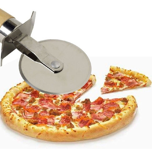 CR Pizza Cutter Wheel with Stainless Steel Handle 1