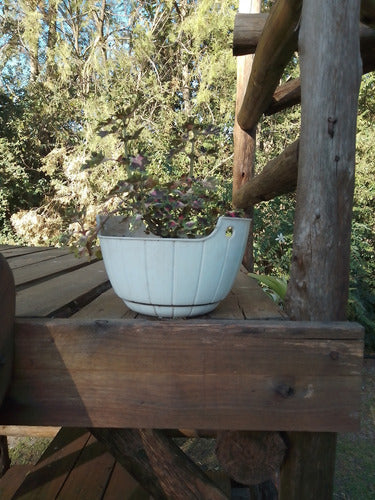 European Bowl with Plate, Hanging Chain, and Bracket Set 10