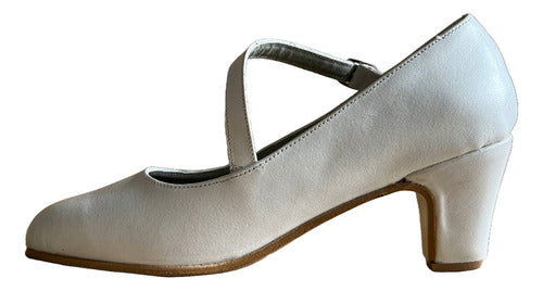 Impulso Danza Professional Folklore and Spanish Leather Shoes in White 2