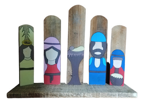 Arte en Palets: Handcrafted Wooden Nativity Scene - Fence Style 1