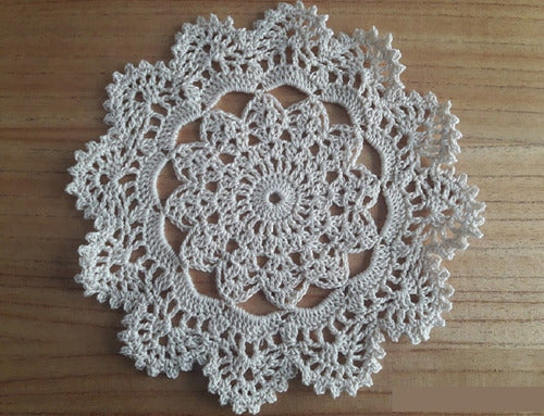 Generic Crochet Table Mat - Ideal for Nightstands - 20 cm Diameter 0