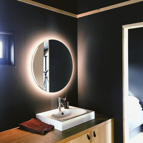 Round LED Mirror 60cm with On/Off Sensor 2