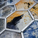 Porcelamika Mosaico Hexagonal Vidrio 28x41 Mix Con Bordes Plateados 1