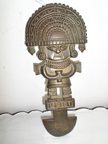 Antiguo Adorno De Bronce Totem Tupo Peruano 27 Cm Alto 0