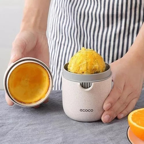 Portable Fruit Juicer with Mortar, Squeezer, Juice Extractor 2